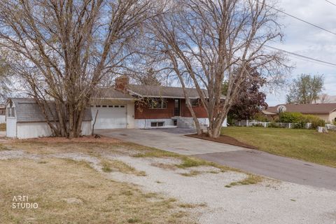 Tiny photo for 270 S 300 E, Santaquin, UT 84655 (MLS # 2157118)