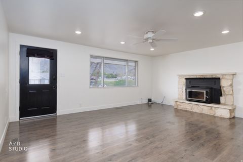 Tiny photo for 270 S 300 E, Santaquin, UT 84655 (MLS # 2157118)