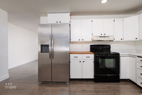 Tiny photo for 270 S 300 E, Santaquin, UT 84655 (MLS # 2157118)