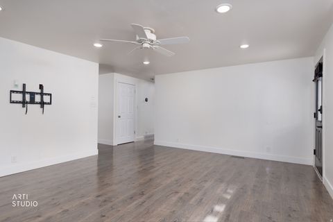 Tiny photo for 270 S 300 E, Santaquin, UT 84655 (MLS # 2157118)