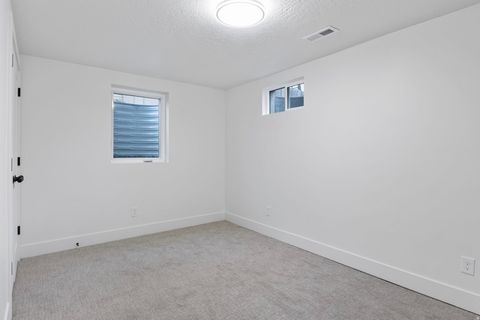 Tiny photo for 1578 E DELAWARE LN S, Holladay, UT 84117 (MLS # 2134276)