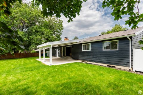Tiny photo for 1578 E DELAWARE LN S, Holladay, UT 84117 (MLS # 2134276)