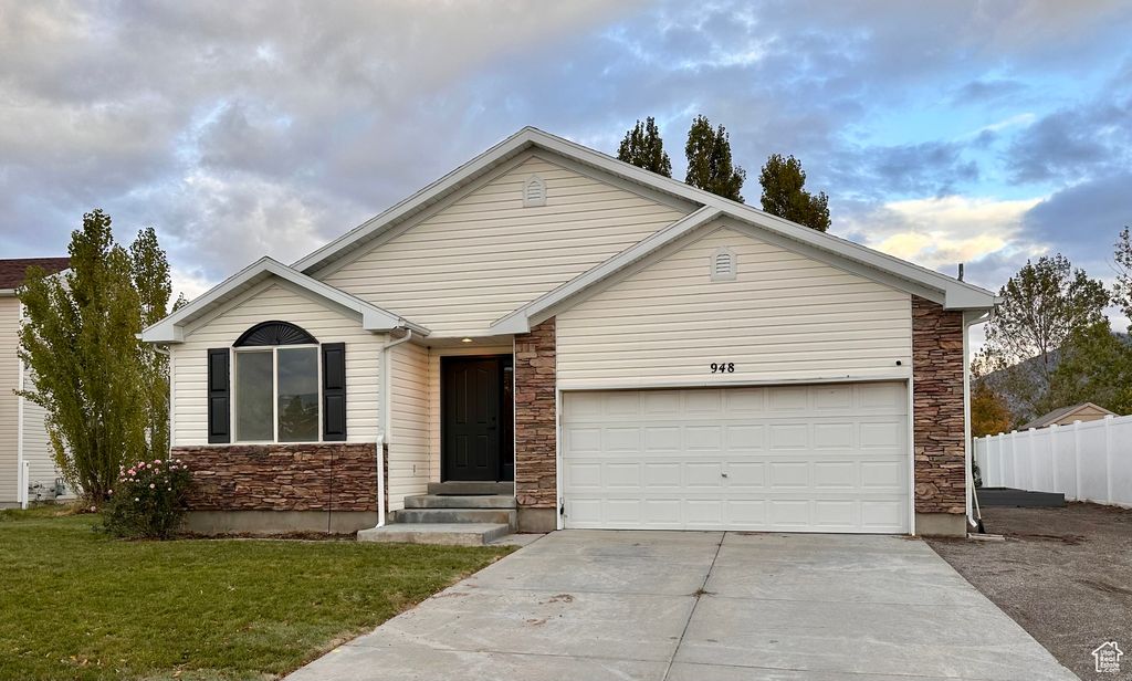Photo of 948 N 680 W, Tooele, UT 84074 (MLS # 2118342)