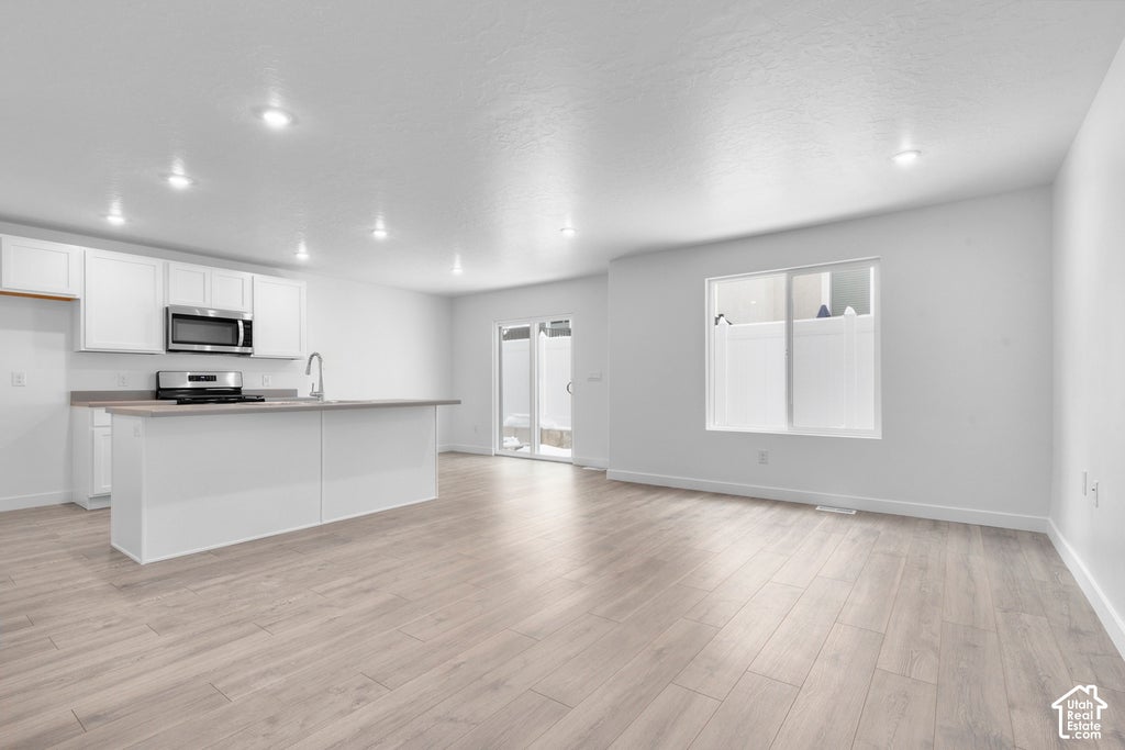 Photo of 1640 N BLACK GOLD AVE #1371, Tooele, UT 84074 (MLS # 2188329)