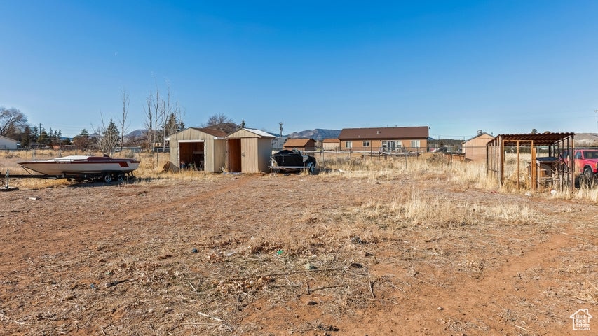 SUNNY MEADOWS ACRES - Residential