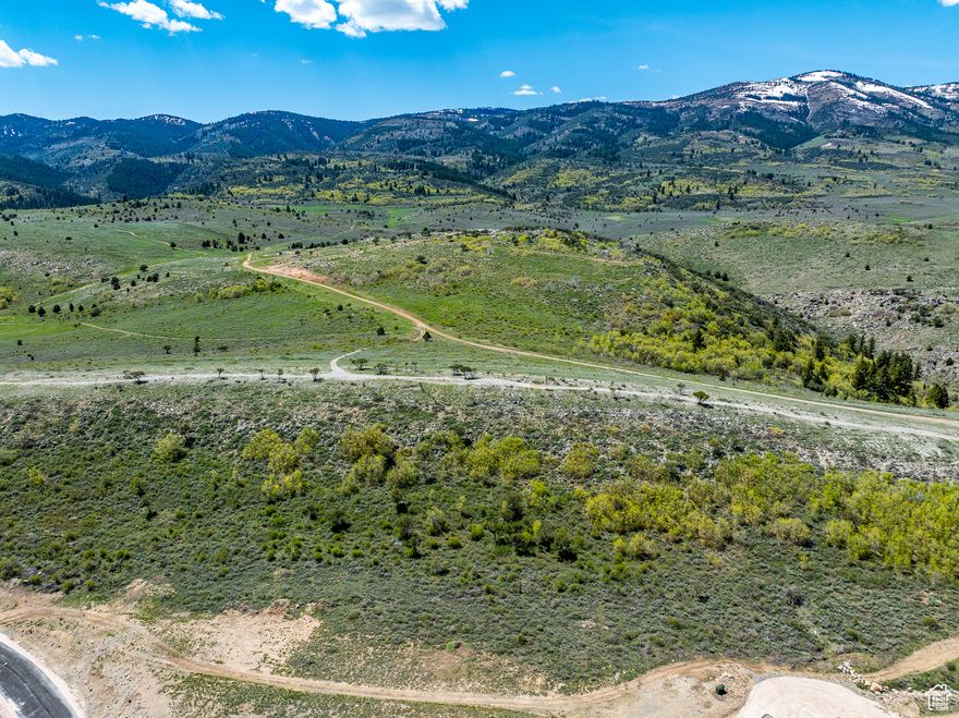 Fantastic new community in Bear lake. Panoramic views of Bear Lake and surrounding mountains. Year round access with paved roads, utilities stubbed to the lot. Great location close to Garden City, State marina, Beaver Mountain Ski resort and much more. Short term rentals are permitted.