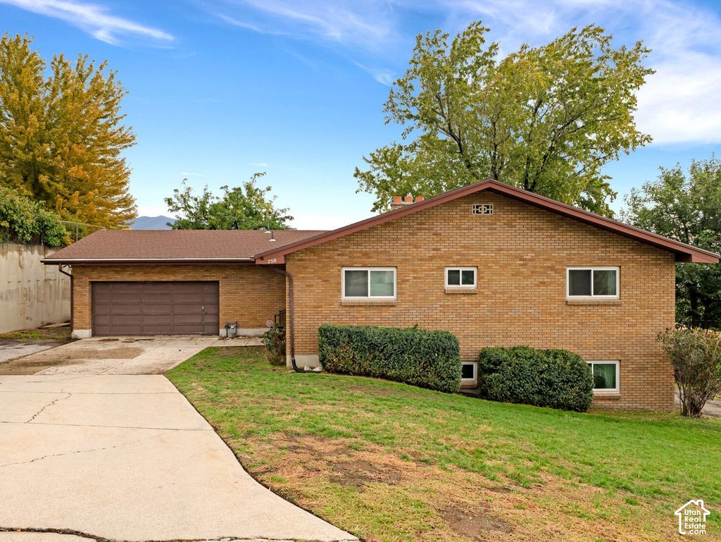 Photo for 750 E 200 S, Centerville, UT 84014 (MLS # 2191410)