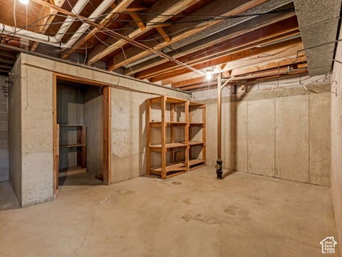 Tiny photo for 750 E 200 S, Centerville, UT 84014 (MLS # 2191410)