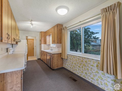 Tiny photo for 750 E 200 S, Centerville, UT 84014 (MLS # 2191410)