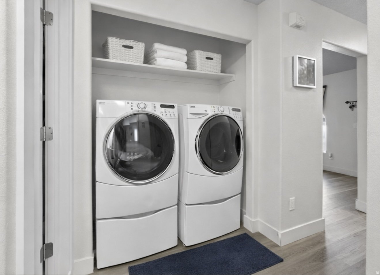 TWIN PALMS 1 - Residential Income