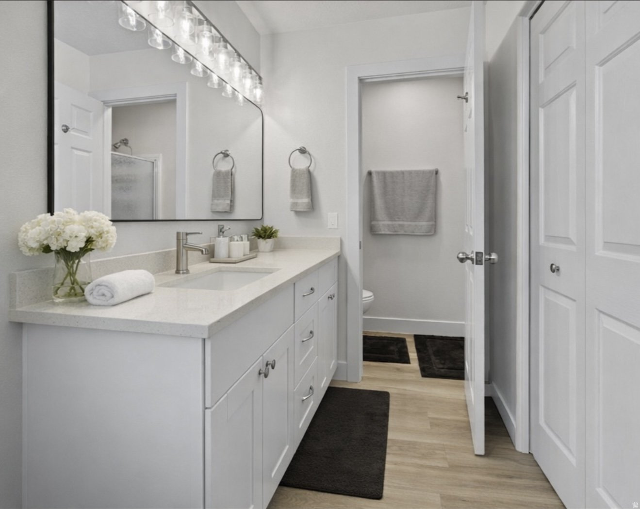 TWIN PALMS 1 - Residential Income