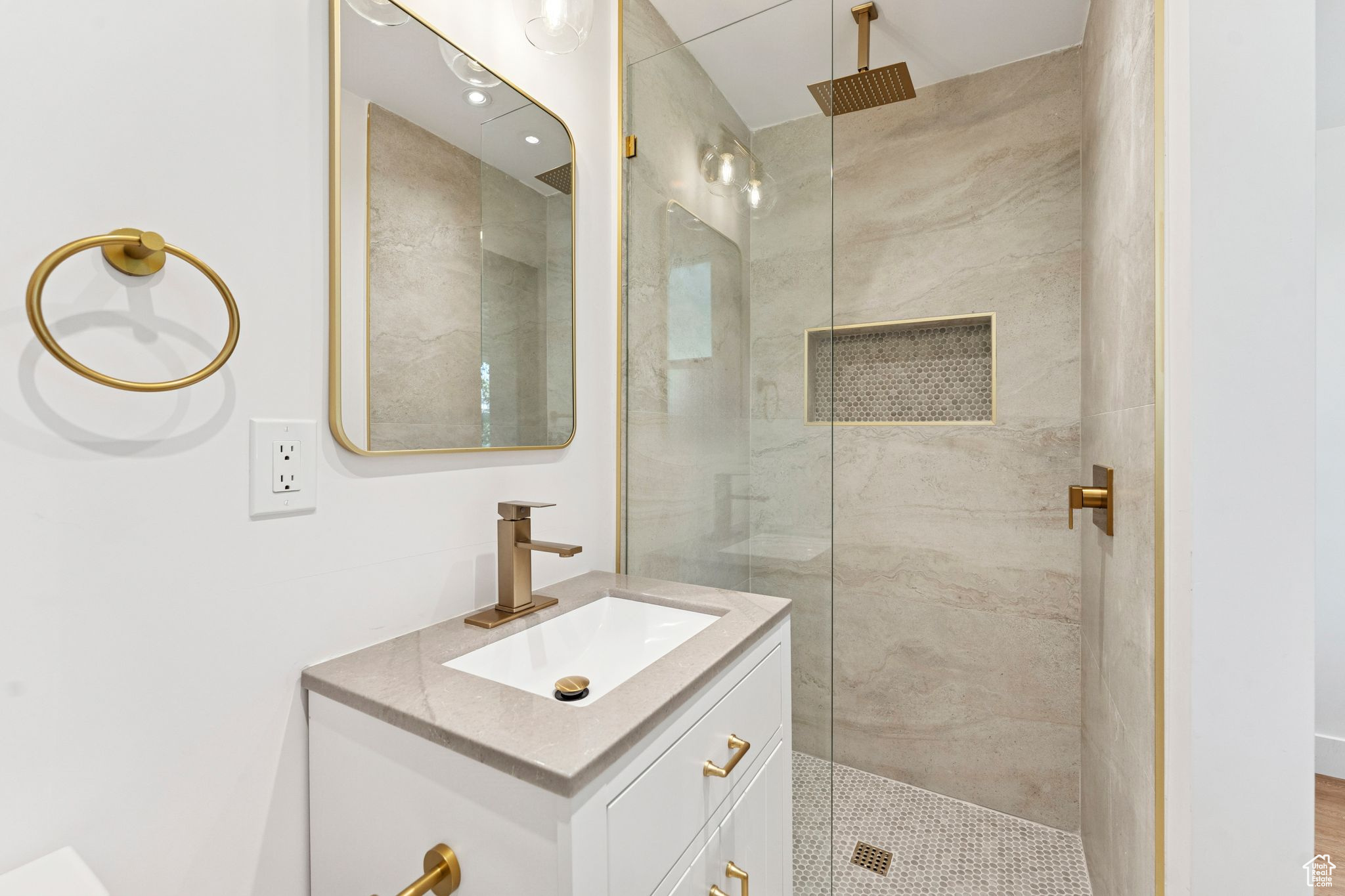 PLAT B - Residential