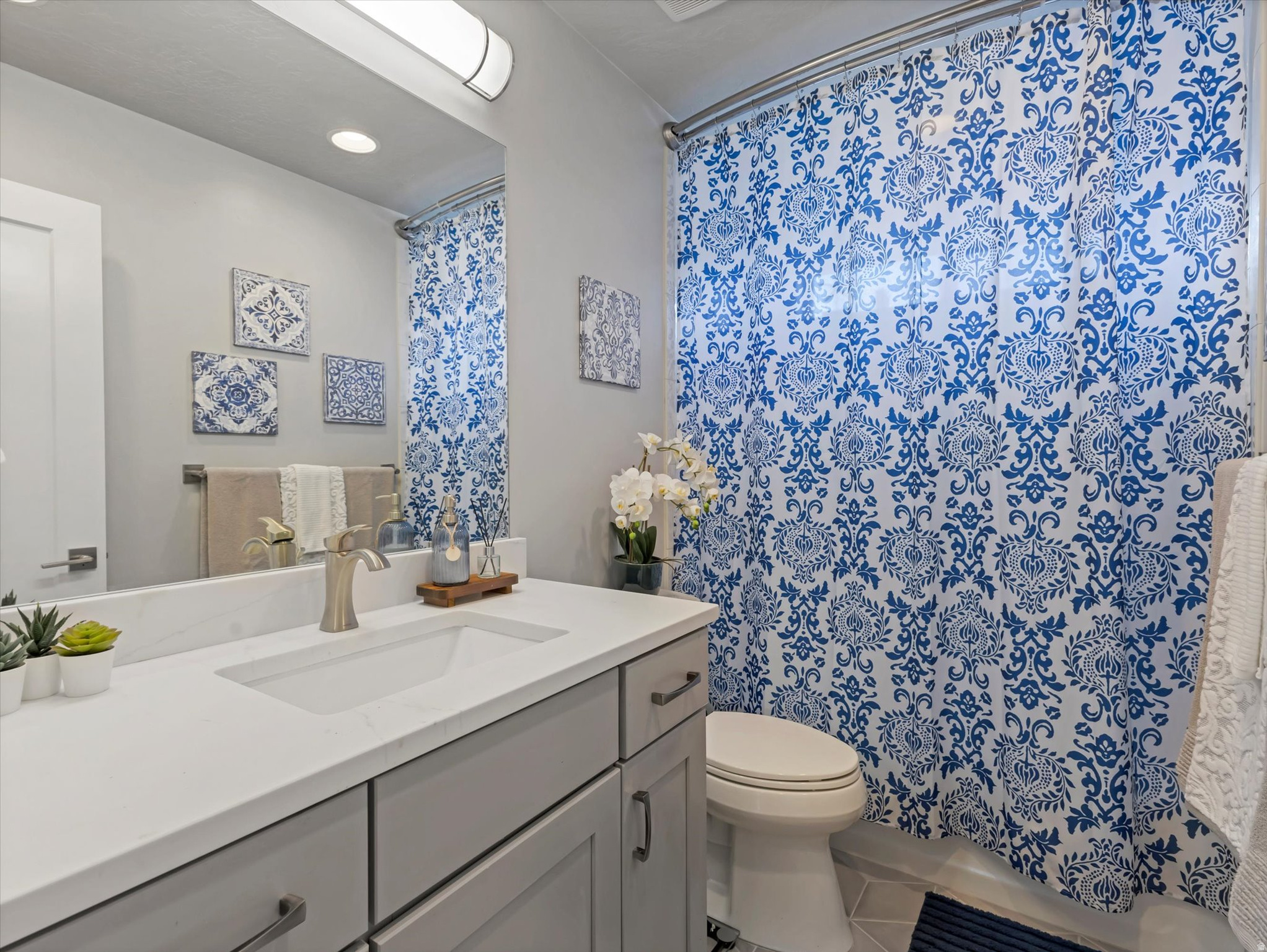 JUNIPER - Residential