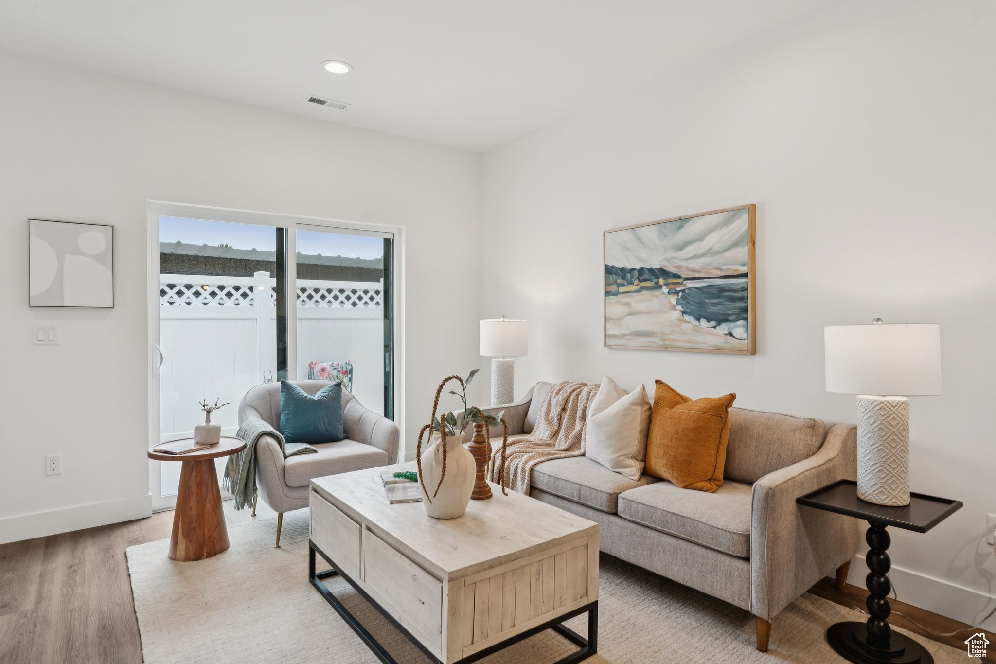 CAPRI VILLAGE - Residential