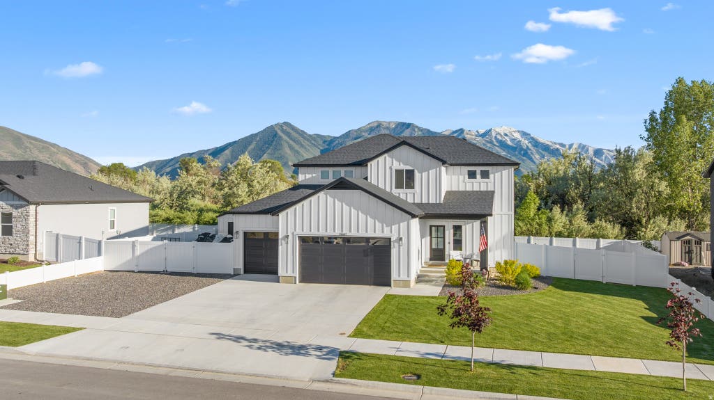 Photo of 1664 E 900 N #09, Spanish Fork, UT 84660 (MLS # 2170976)