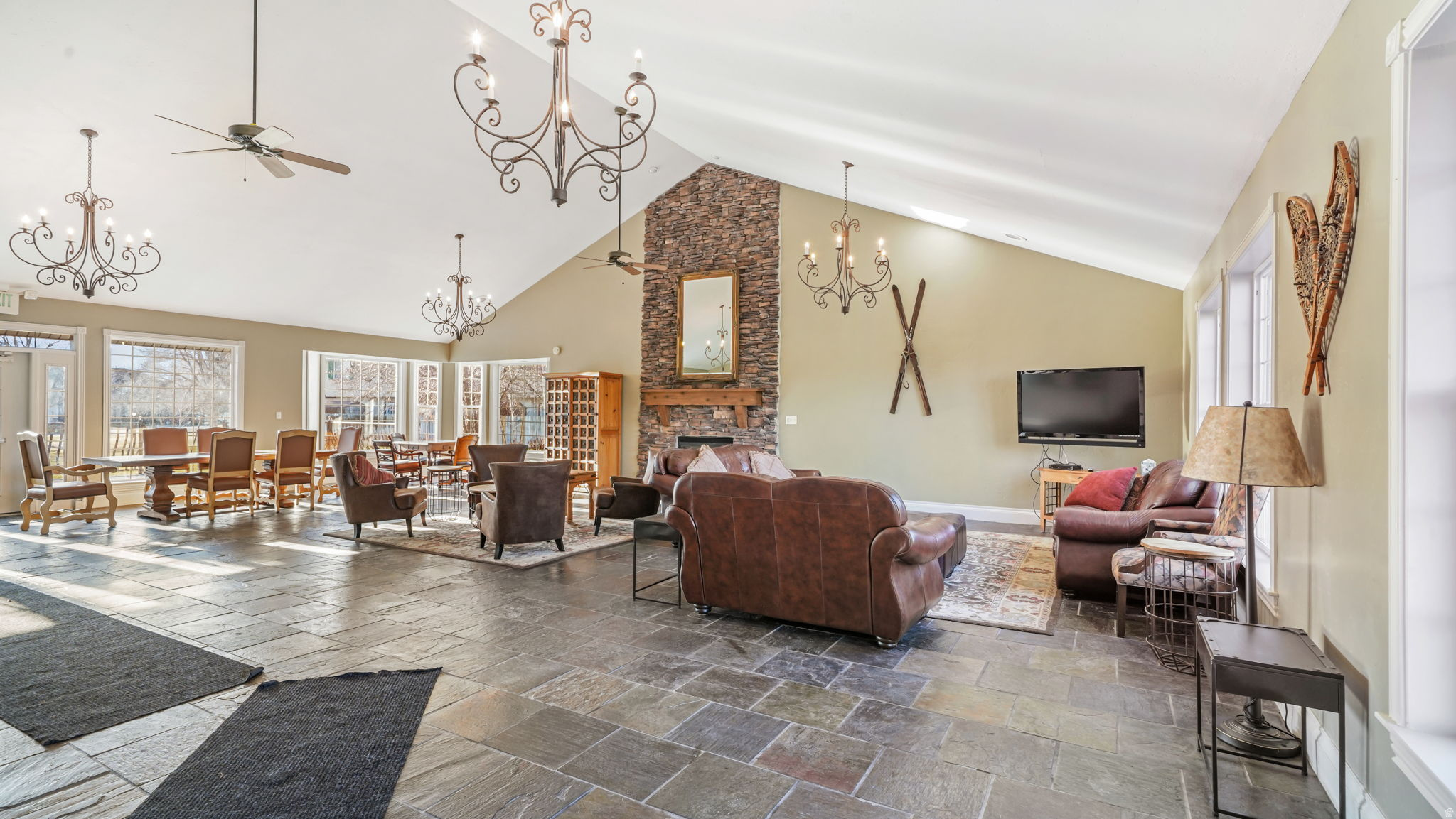 THE HAMLET - Residential