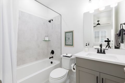 Tiny photo for 1418 N RUSTICO DR, Washington, UT 84780 (MLS # 2151640)