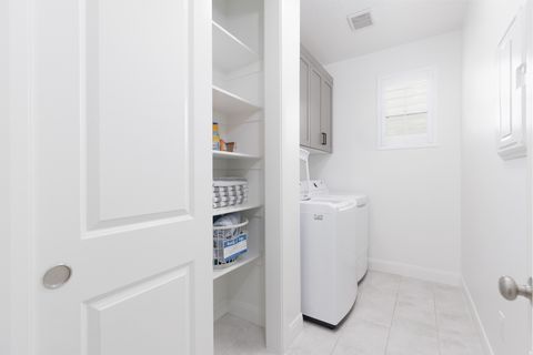 Tiny photo for 1418 N RUSTICO DR, Washington, UT 84780 (MLS # 2151640)