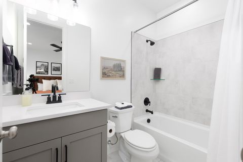 Tiny photo for 1418 N RUSTICO DR, Washington, UT 84780 (MLS # 2151640)