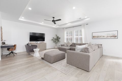 Tiny photo for 1418 N RUSTICO DR, Washington, UT 84780 (MLS # 2151640)