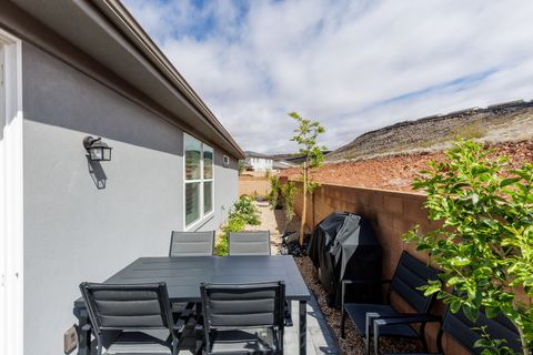 Tiny photo for 1418 N RUSTICO DR, Washington, UT 84780 (MLS # 2151640)