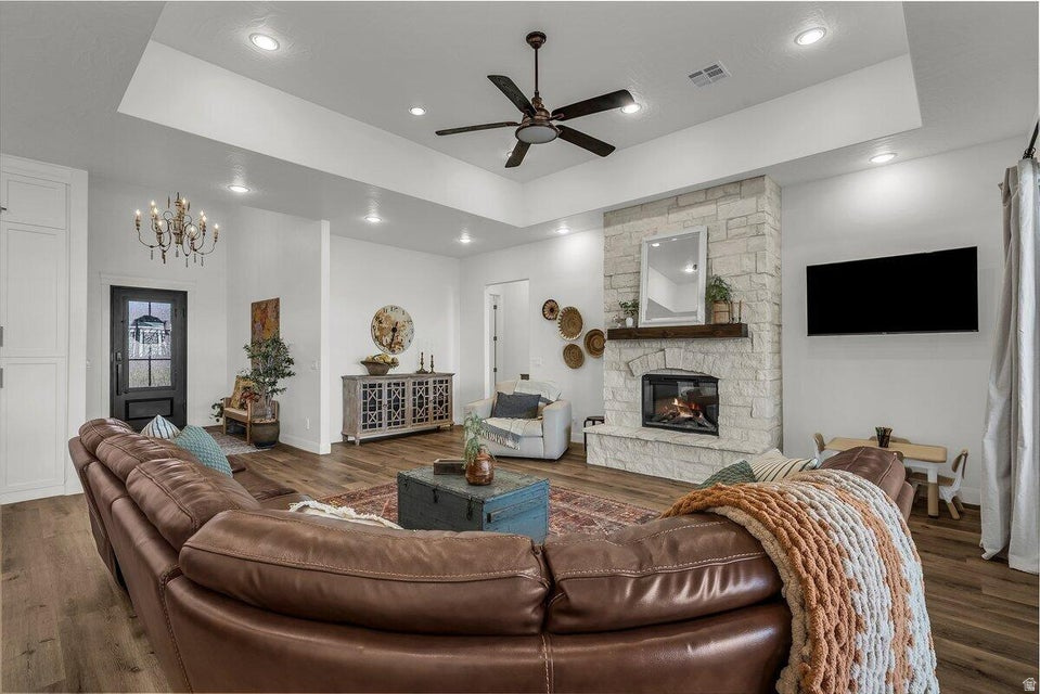 GRAND HEIGHTS PH 2 - Residential