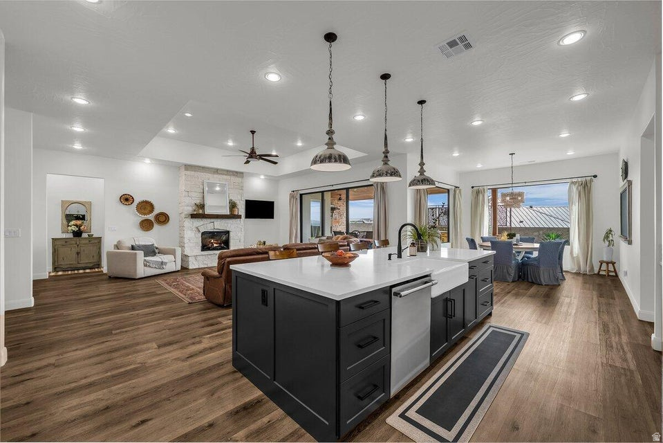 GRAND HEIGHTS PH 2 - Residential