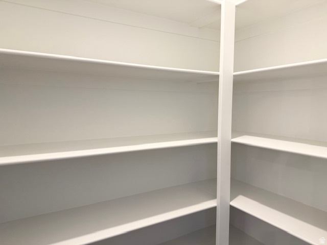 SHELLY ACRES - Residential