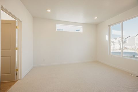 Tiny photo for 3008 N KINGBIRD DR #618, Eagle Mountain, UT 84005 (MLS # 2151038)
