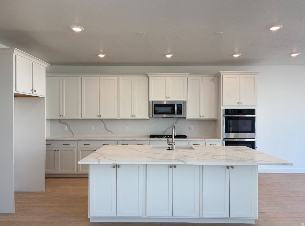 Photo of 3008 N KINGBIRD DR #618, Eagle Mountain, UT 84005 (MLS # 2151038)