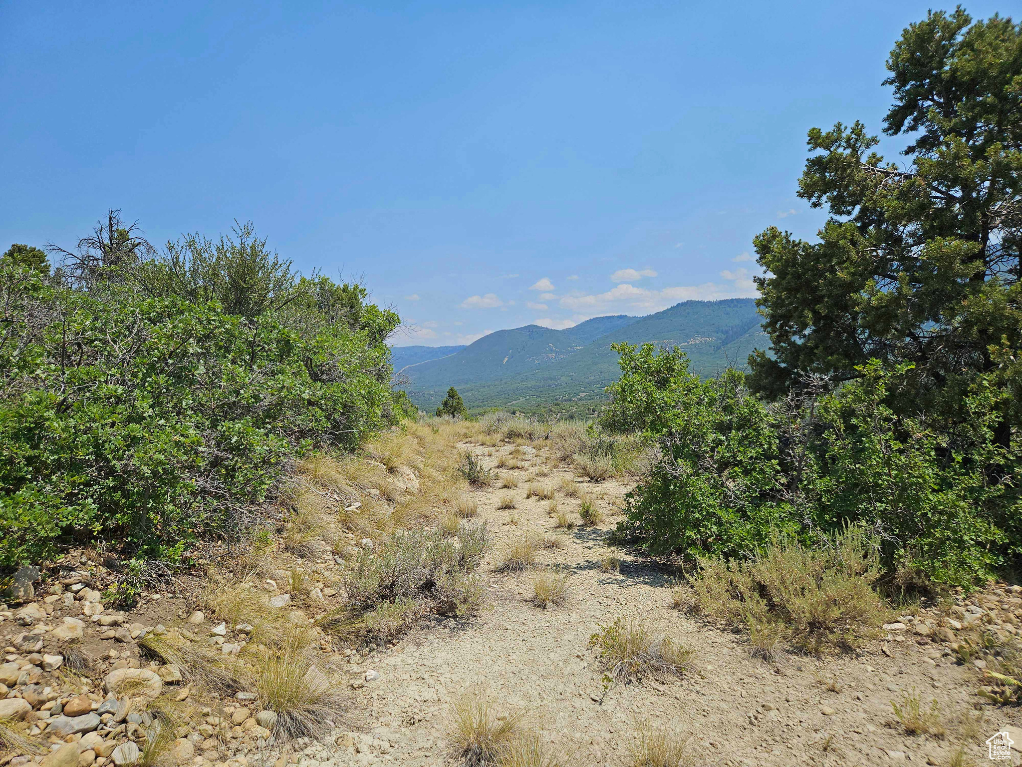 HIDEAWAY VALLEY - Land