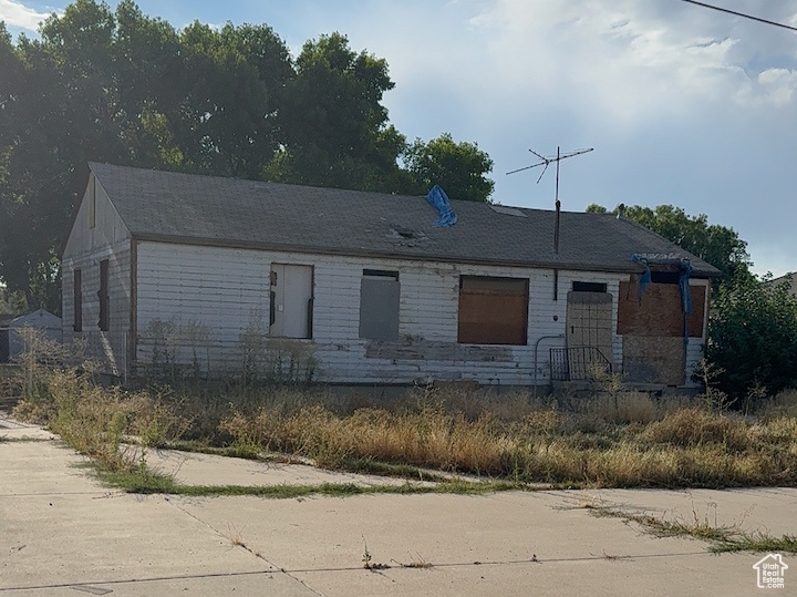 MELROSE GARDENS - Residential