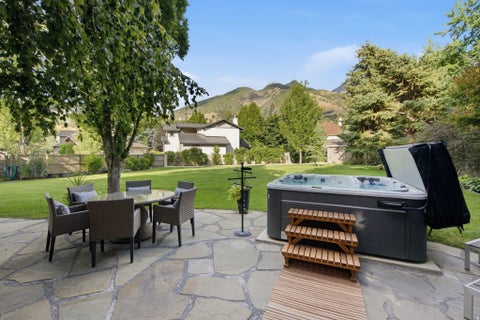 Tiny photo for 3226 E MARTHAS CV, Cottonwood Heights, UT 84093 (MLS # 2180170)
