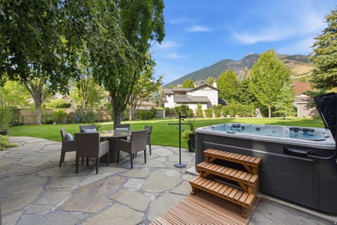 Tiny photo for 3226 E MARTHAS CV, Cottonwood Heights, UT 84093 (MLS # 2180170)