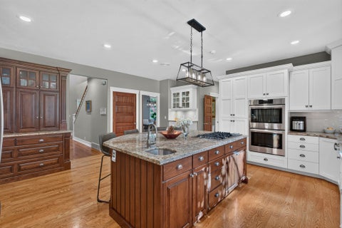 Tiny photo for 3226 E MARTHAS CV, Cottonwood Heights, UT 84093 (MLS # 2180170)
