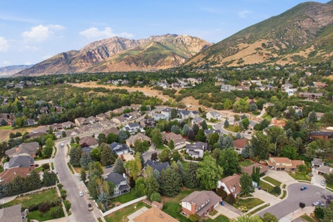 Tiny photo for 3226 E MARTHAS CV, Cottonwood Heights, UT 84093 (MLS # 2180170)