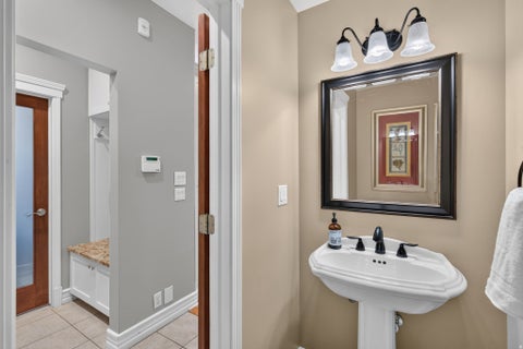 Tiny photo for 3226 E MARTHAS CV, Cottonwood Heights, UT 84093 (MLS # 2180170)