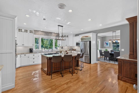 Tiny photo for 3226 E MARTHAS CV, Cottonwood Heights, UT 84093 (MLS # 2180170)