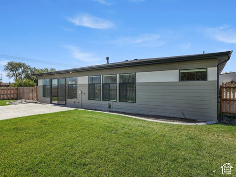 Tiny photo for 875 SHIRLEY RAE DR, Farmington, UT 84025 (MLS # 2192496)