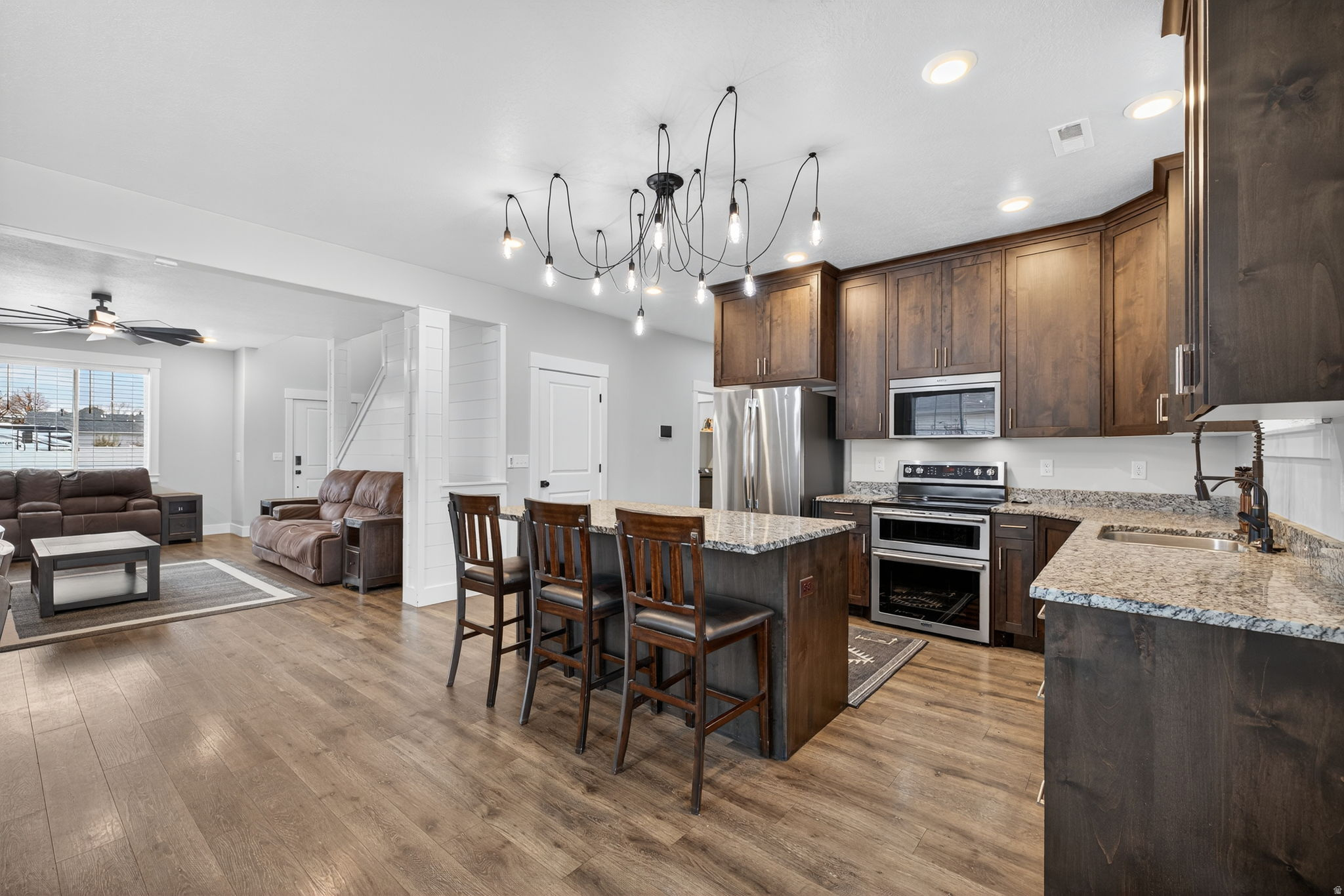 GOLDEN EAGLE ESTATES - Residential