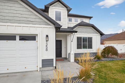 Tiny photo for 1258 W 1050 N, Farr West, UT 84404 (MLS # 2122121)