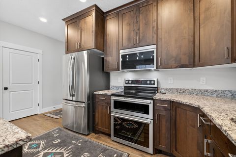 Tiny photo for 1258 W 1050 N, Farr West, UT 84404 (MLS # 2122121)