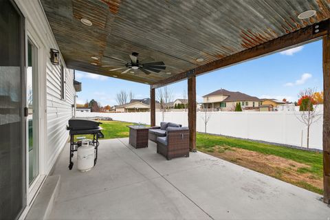 Tiny photo for 1258 W 1050 N, Farr West, UT 84404 (MLS # 2122121)
