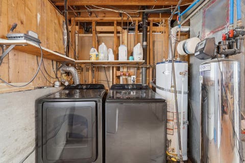 Tiny photo for 914 W 2600 N, Clinton, UT 84015 (MLS # 2175662)