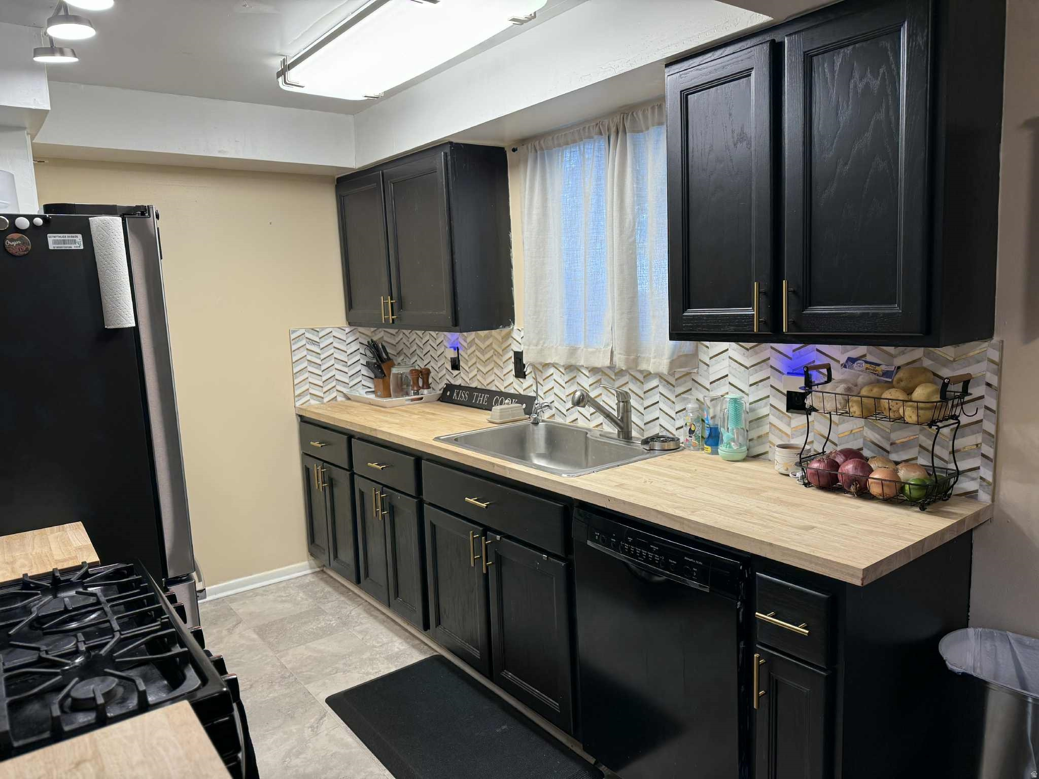 SUNDOWNER - Residential