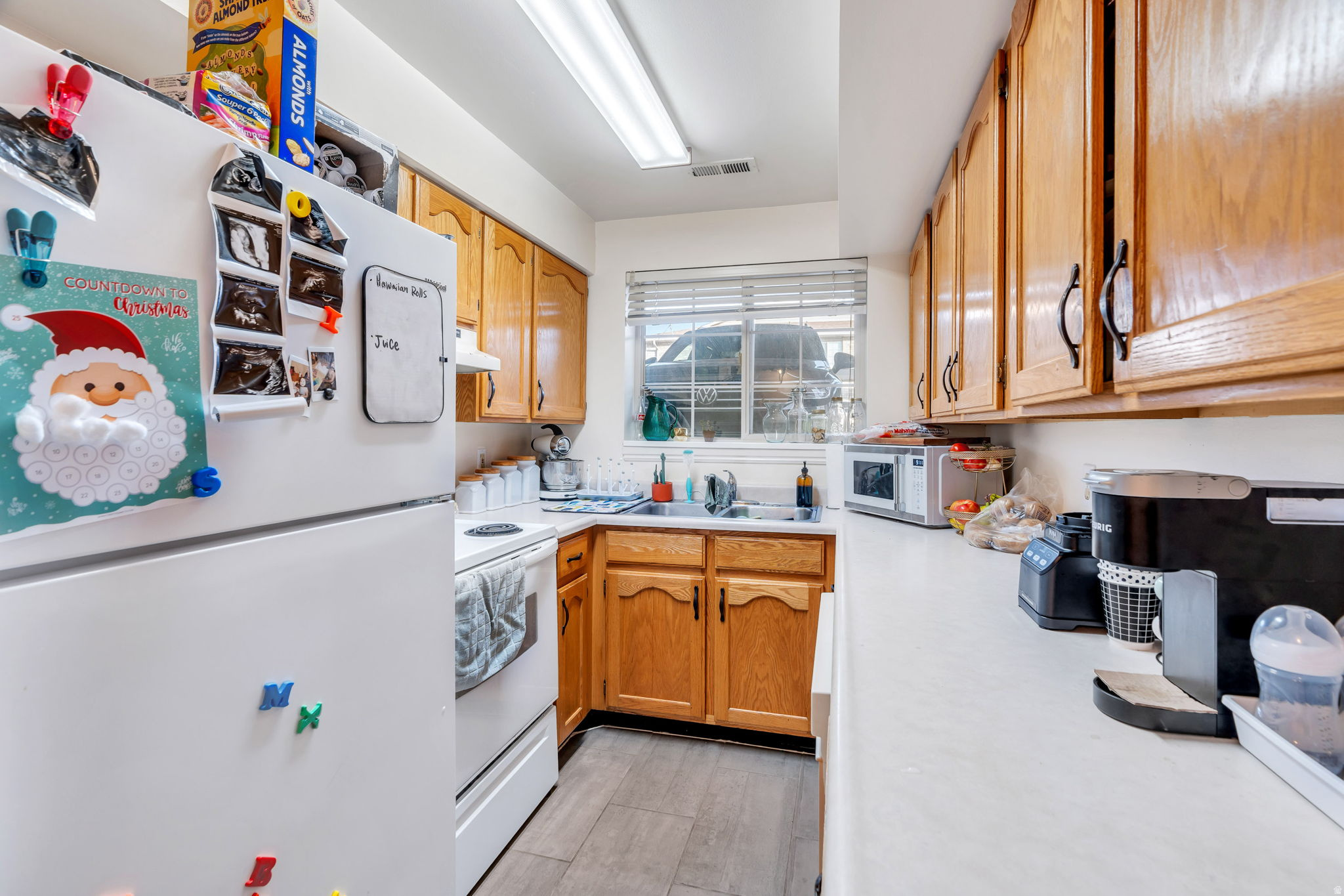 SUMMERS RIDGE TOWN H - Residential