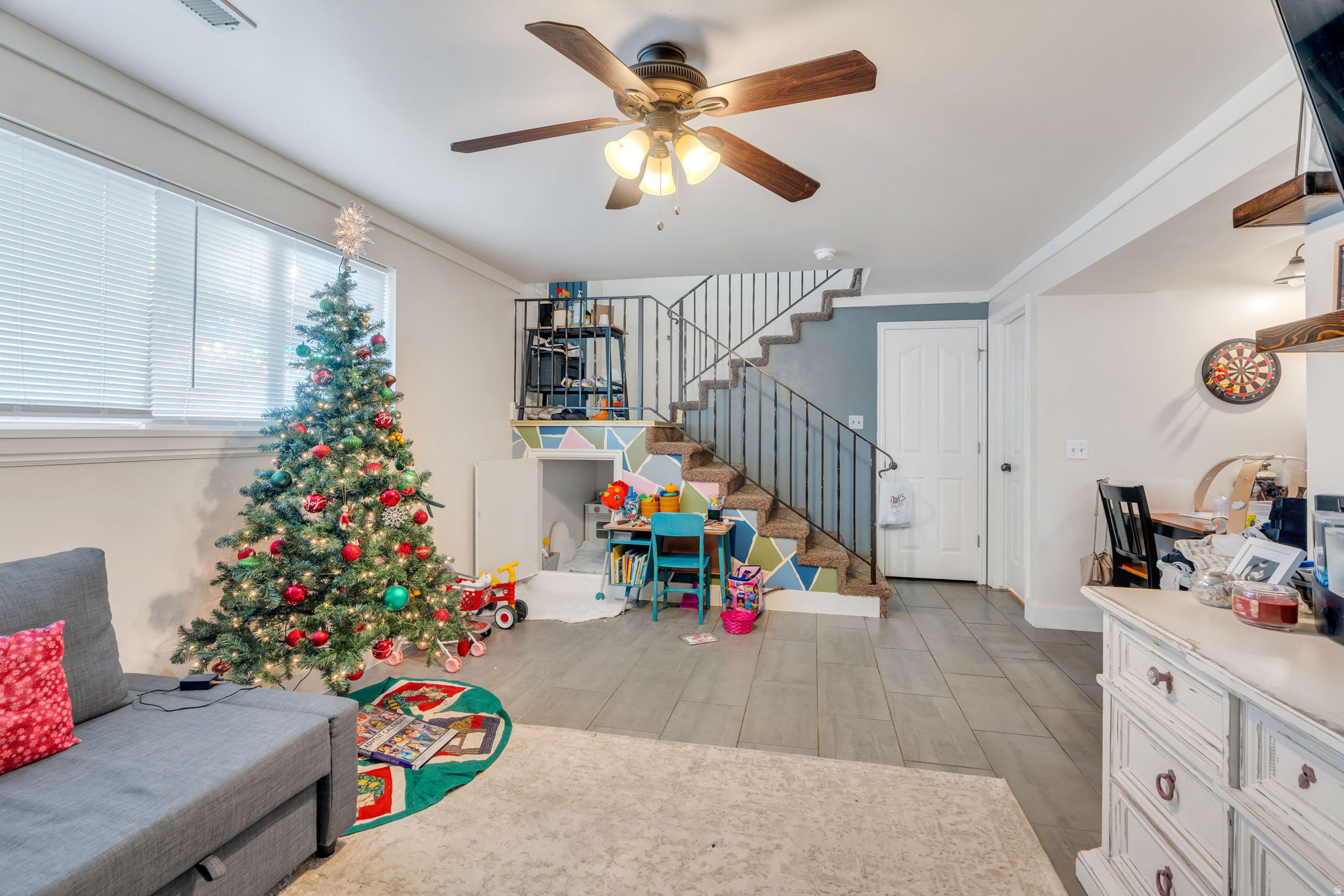 SUMMERS RIDGE TOWN H - Residential