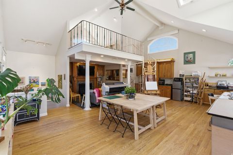 Tiny photo for 3250 N MOHAWK LN Ln, Provo, UT 84604 (MLS # 2142488)