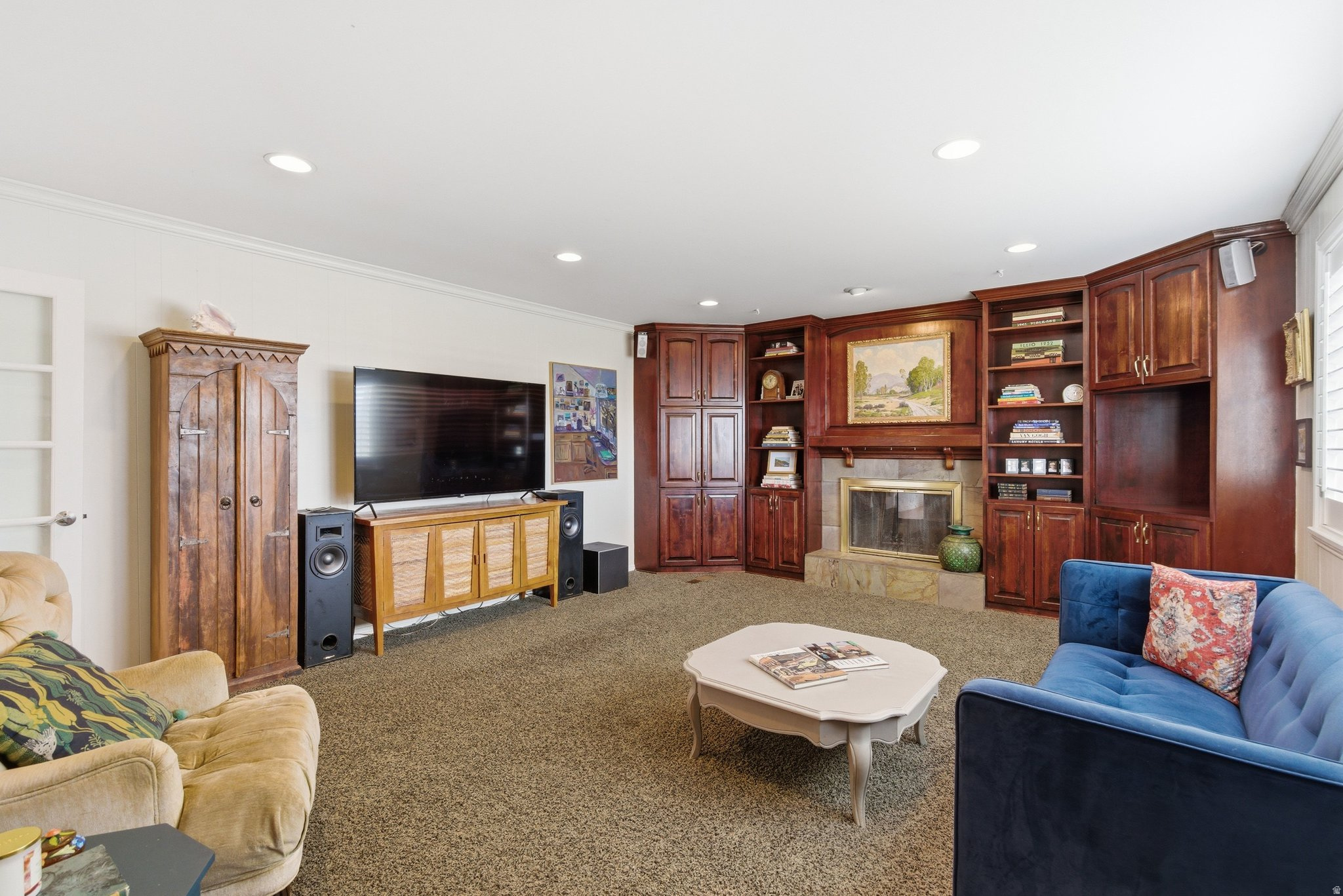 INDIAN HILLS - Residential