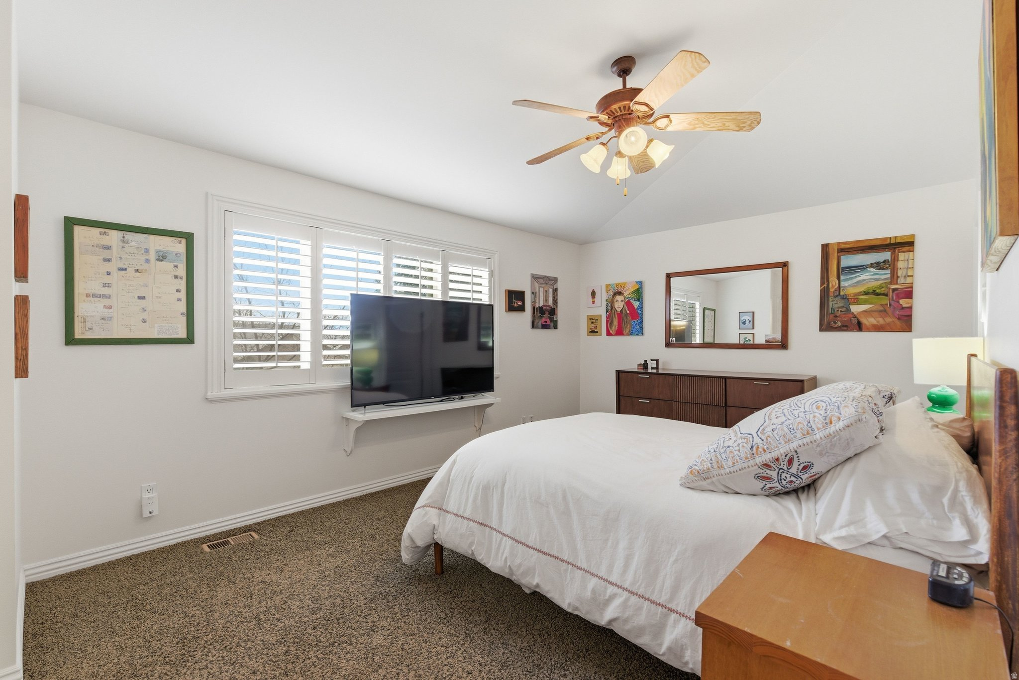 INDIAN HILLS - Residential